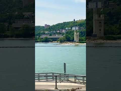 Fahrt mit Zug (Rechtsrheinisch Richtung Koblenz) Bingen am Rhein