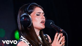 Download lagu Sienna Spiro - Die On This Hill in the Live Lounge mp3