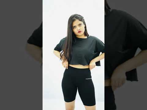 Get rid of Stretch marks in weight loss | Somya Luhadia #shorts #youtubeshorts #ytshorts