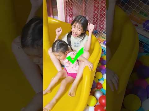 ACC - Cách bạn đối xử với em mình đúng hay sai? || Is the way you treat your sister right or wrong?