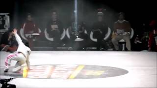 Menina de 6 anos da um show contra um menino no festival de break-dance