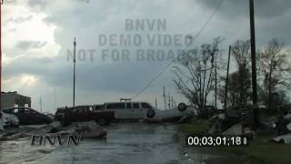 preview picture of video '5/13/2009 Kirksville, MO Tornado Video Part 3 - Aftermath Footage'