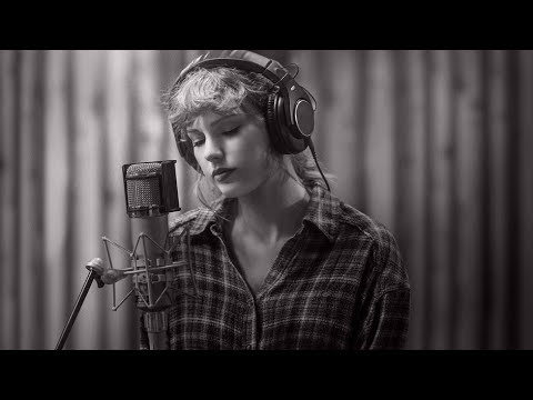 Taylor Swift - august (Live from the long pond studio sessions) (w/ Jack Antonoff & Aaron Dessner)