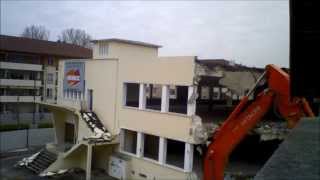 preview picture of video 'Nouvel équipement - Suivi de chantier 1 - Timelapse Déconstruction'