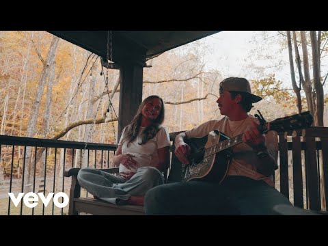 Dylan Marlowe - Barefoot and Pregnant (Official Visualizer)