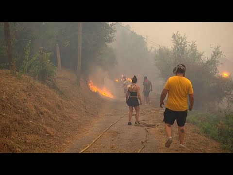 Video Thumbnail: Over 200 hectares burned as residents evacuated in Galicia wildfire