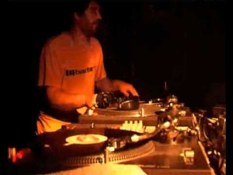 Dj Gruff - Elpinolongo 3 (Live)