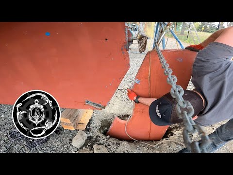 Dropping the Rudder on a Full Keel Sailboat