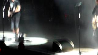 Blink-182 The Party Song &amp; Ghost on the dance floor live Des Moines,IA 9-8-11