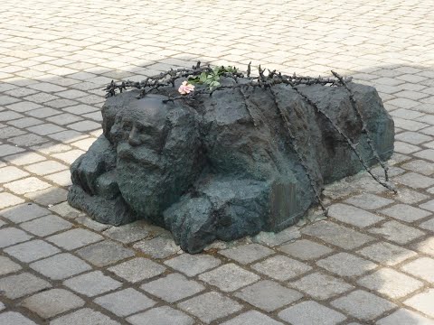 Mahnmal Gegen Krieg Und Faschismus