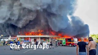 video: 1,000 civilians inside shopping centre hit by Russian missile