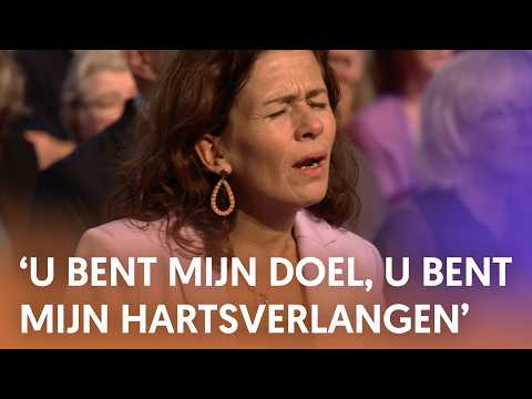 Houd me dicht bij U - Nederland Zingt