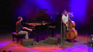 Clip - Avishai Cohen trio 2