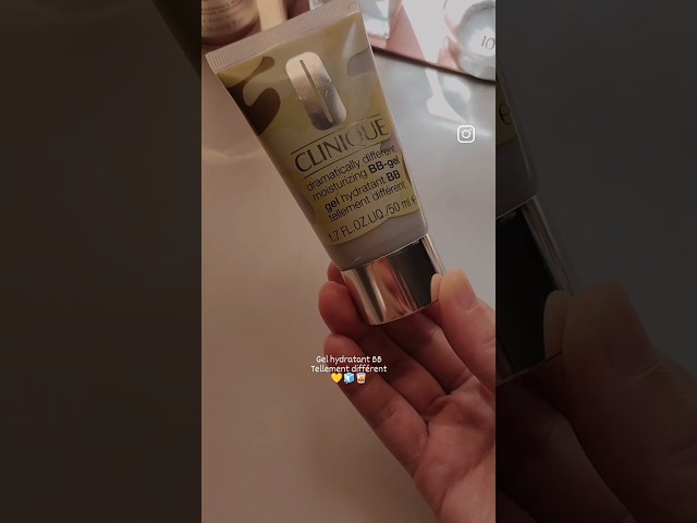 Vídeo relacionado con Clinique Clinique ID Dramatically Different Moisturizing BB-Gel gel para el rostro, 50 ml