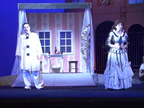 Vesselina Vassileva and Daniel Damianov in "Pagliacci"