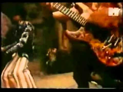 download lagu mp3 mp4 Auf Dem Weg In Ein Neues Jahrtausend Toten Hosen, download lagu Auf Dem Weg In Ein Neues Jahrtausend Toten Hosen gratis, unduh video klip Auf Dem Weg In Ein Neues Jahrtausend Toten Hosen