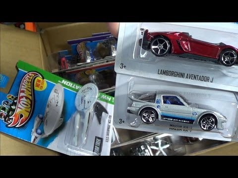 2013 P Hot Wheels case unboxing: PPK