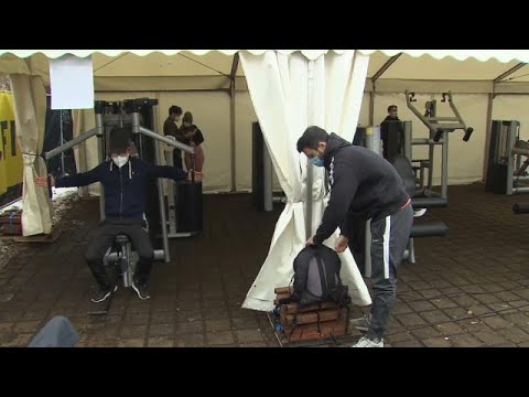 Endlich wieder pumpen: McFit eröffnet Outdoor-Zentren