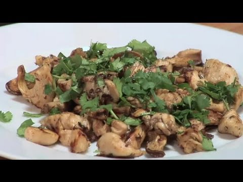 How to Marinate Mushrooms With Red Wine : Mushroom Recipes