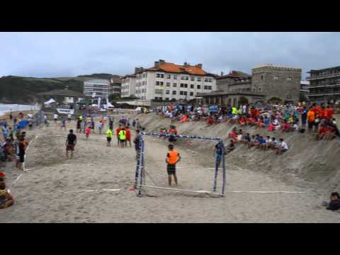Campeonato de Balonmano en la playa de Zarautz