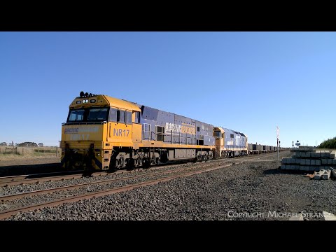 3XM4 Pacific National Steel Train With NR17 & 8117 At Railway Crossing (16/8/2023) - PoathTV