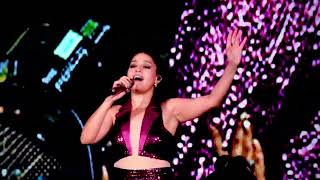 Navrai Majhi | Sunidhi Chauhan LIVE Performance | Pune Concert Highlights 2025