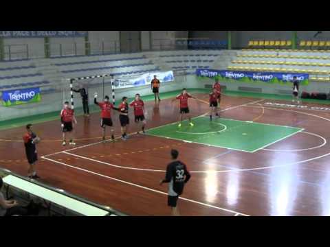 4 : 13  Pallamano Rovereto - Schio  del 19 dic 2015