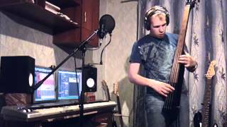 Video thumbnail for Jamming Chameleon on Dean Pace Bass by Mike Konoval
