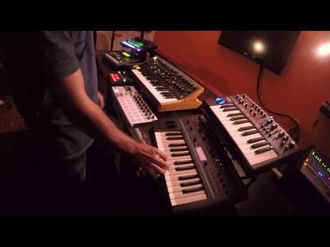Live Hardware Synth Jam - "Anachronic" (Melodic Techno) performance by John Lead