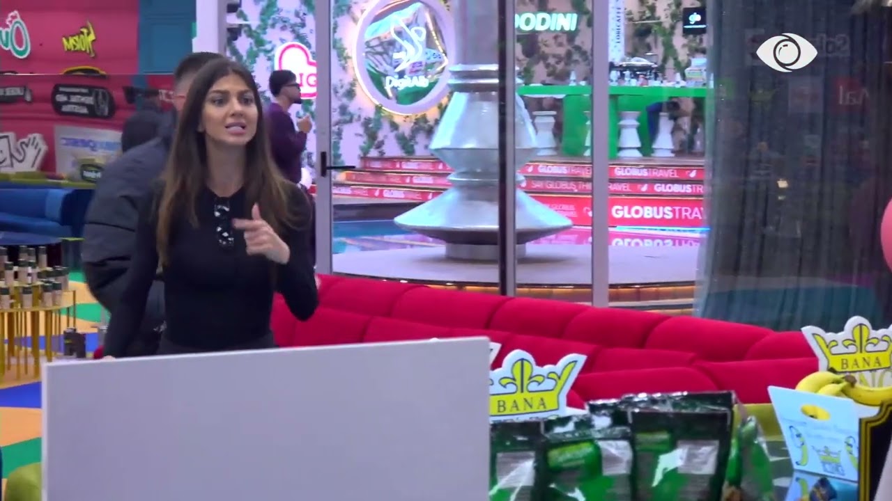 “Ti nuk je e drejtë”/ Danja debaton me Loredanën