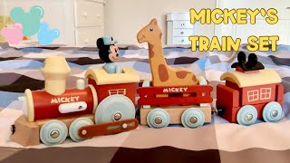Mickey Mouse Magnetic Train Set (Toy Review)