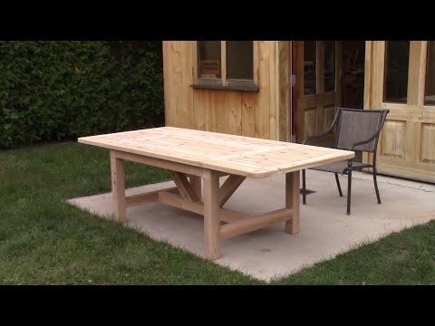 The Woodpecker Ep 194 - Cedar patio table