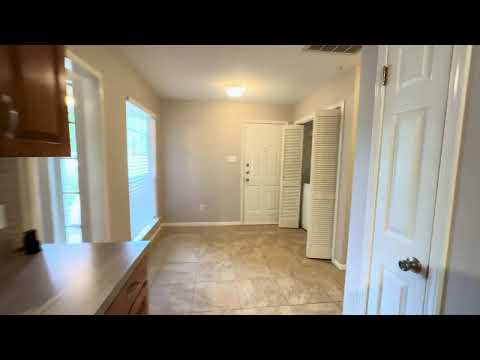 Charming Garden-Style 3 Bedrooms 2 Bathroom Single Family Home for Rent in South Austin, Cul-de-Sac lot property video