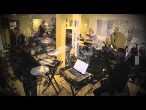 Clemens - Mer' og mer' (live fra øveren)