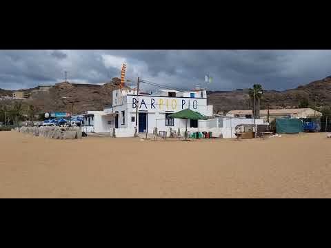 Valeria and Thorsten on the road...Tauro...cult local Pio Pio...that's the end.....