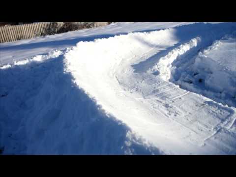 Горка из снега. Часть 1. A mound of snow.