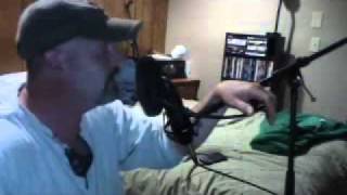 Singing along to Elvis&#39;s &quot;Suspicious minds&quot; performed by Daughtry.wmv