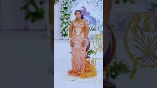 AFRICAN BRIDE FEEL SO  SHY TO INTRODUCE HER HUSBAND IN SEND-OFF 😂 #zamakalefashion #africafashion