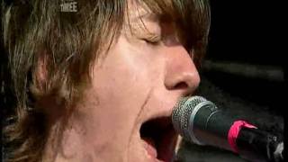 Arctic Monkeys - I Bet You Look Good on the Dancefloor - Live at T in the Park 2006 [HD]