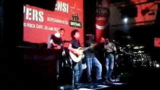 Download lagu Godbles BKB Jinggle Live in Jakarta.mp4 mp3 Download lagu Godbles BKB Jinggle Live in Jakarta.mp4 mp3