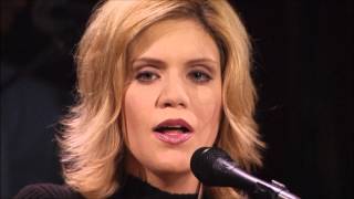 Alison Krauss & Union Station  -  Broadway  -  Ghost In This House