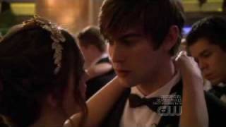 Nate&amp;Blair 2.24 prom scene