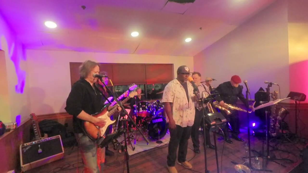 Promotional video thumbnail 2 for The Paragon Band