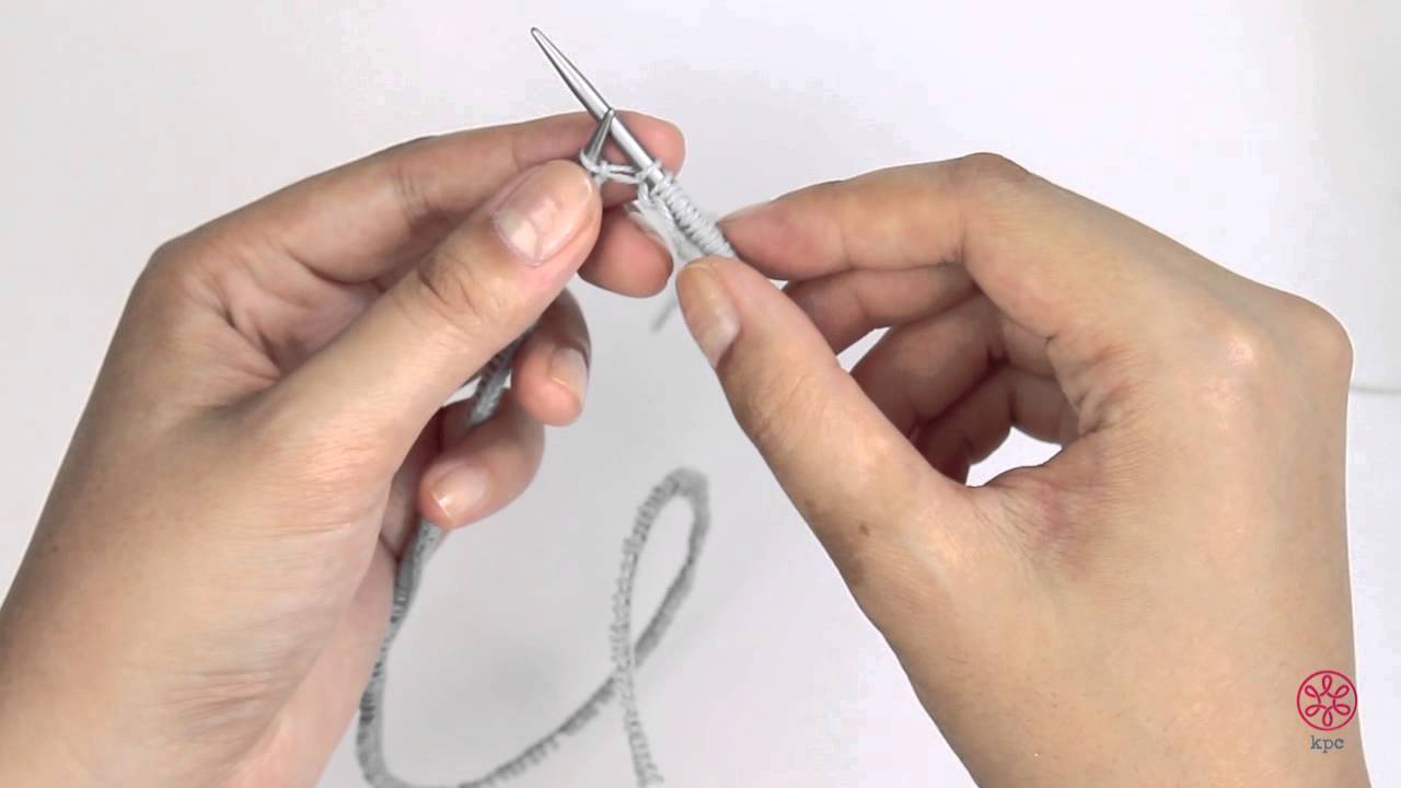 Knitting with circular needle