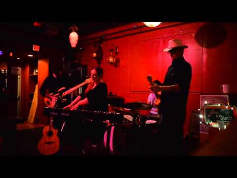 Jillian and The Giants: Live at Flycatcher 2015-10-23 (1of2)