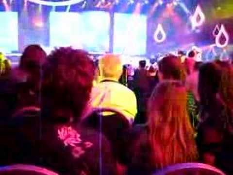 Mimmi Sandén sitting in front of me @ JESC 2007