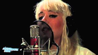 Austra - &quot;Lose It&quot; (Live at WFUV)