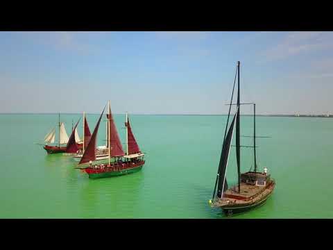 Legény és lánybúcsúk Balatonon