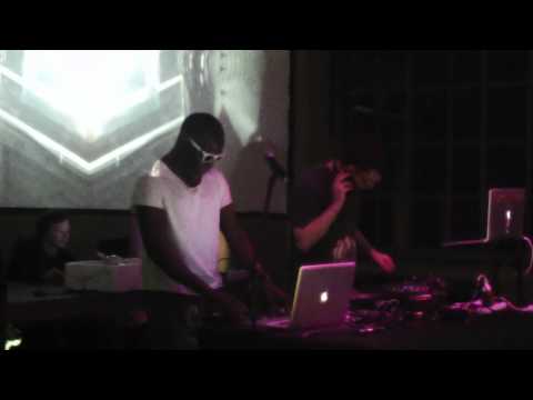 AFRICA HITECH LIVE @TransVizualia, Gdynia/Poland, 8.10.2011