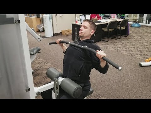 How To Use the Latissimus (Lat) Pull Down Machine